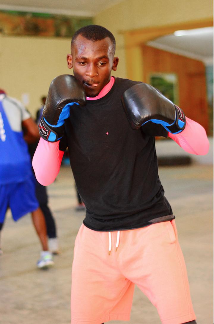 Bakari punches furiously to unchain the fetters of poverty Bakari punches furiously to unchain the fetters of poverty