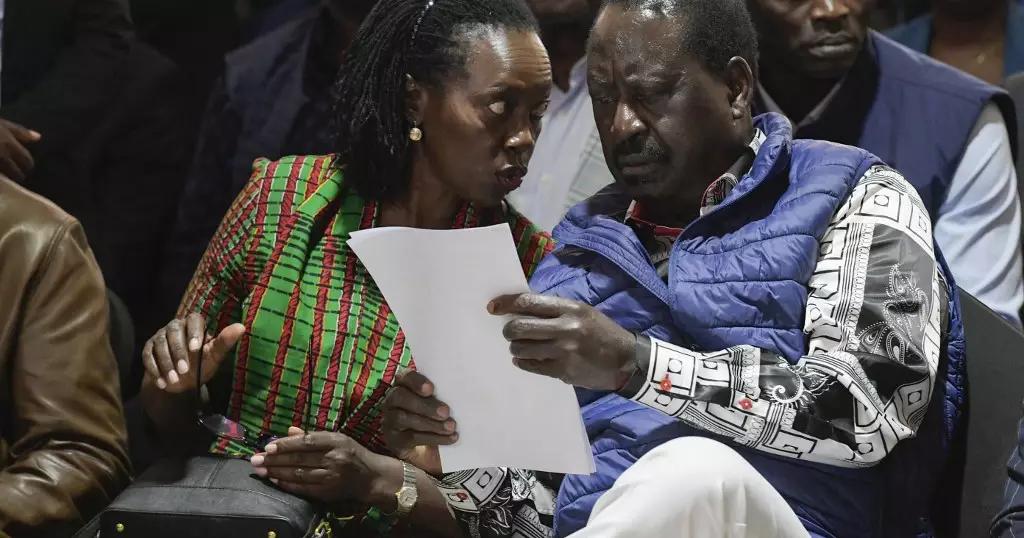 Kenya: Odinga challenges presidential poll results in court