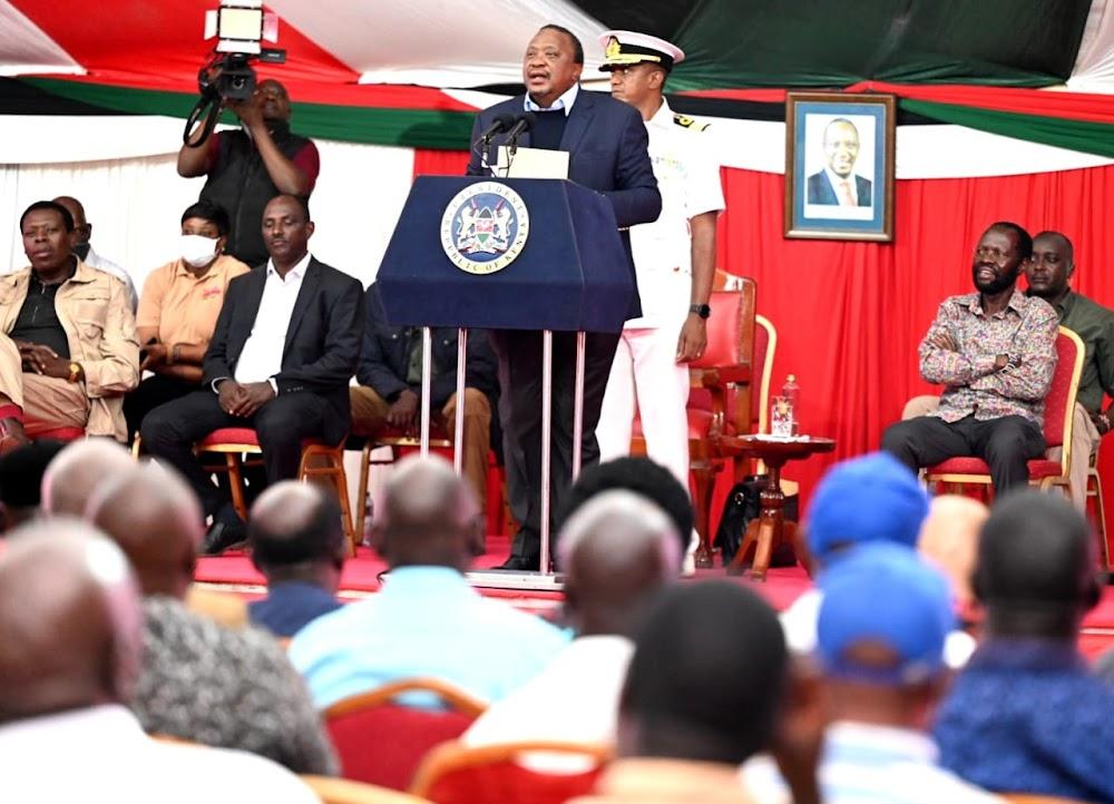 Uhuru commissions modern railway station in Kisumu Uhuru commissions modern railway station in Kisumu