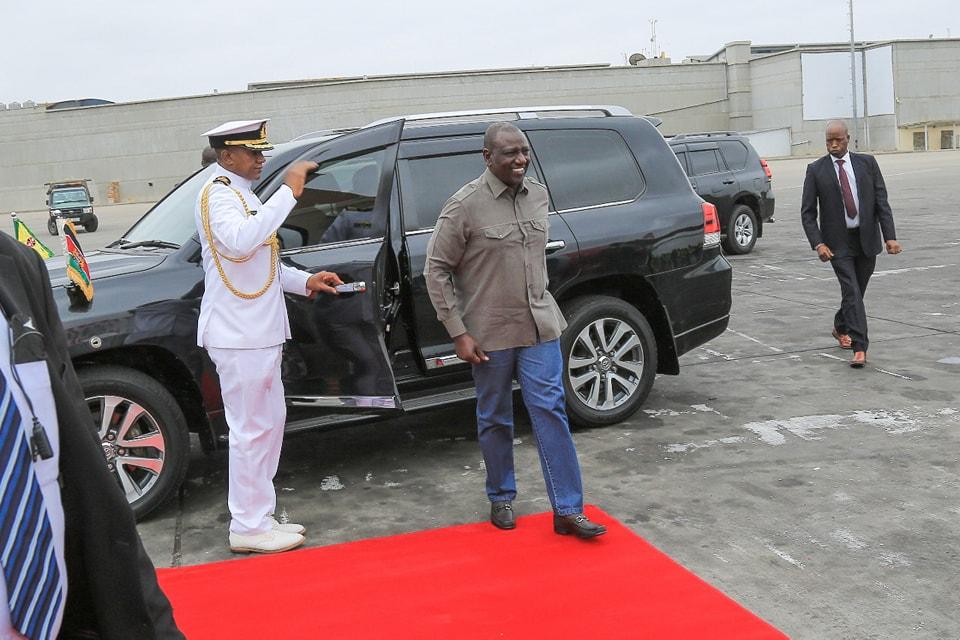Ruto leaves country for United Kingdom Ruto leaves country for United Kingdom
