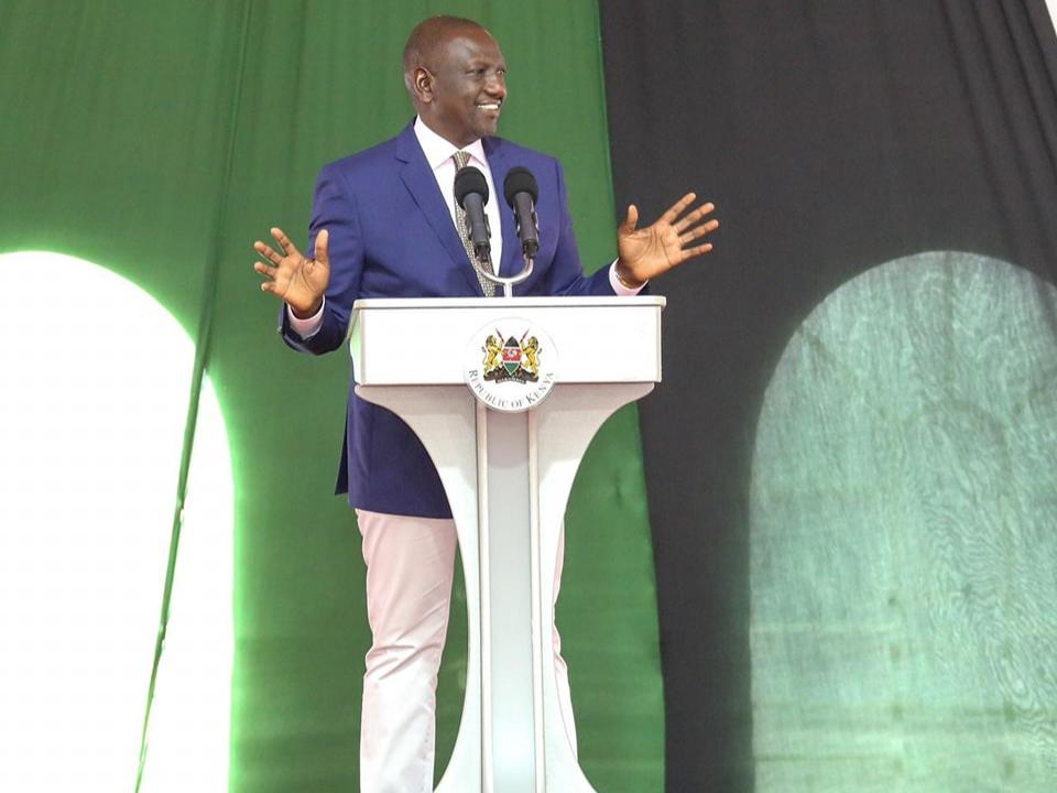 Bankers cautiously receive Ruto's CRB listing order Bankers cautiously receive Ruto's CRB listing order