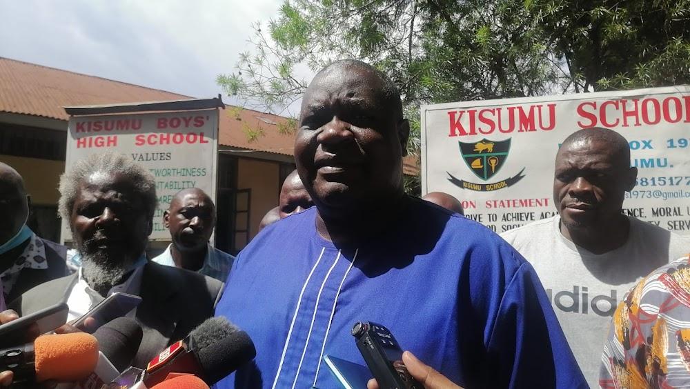 Ministry to re-train Grade 1, 2 and 3 teachers on English, Kiswahili Ministry to re-train Grade 1, 2 and 3 teachers on English, Kiswahili