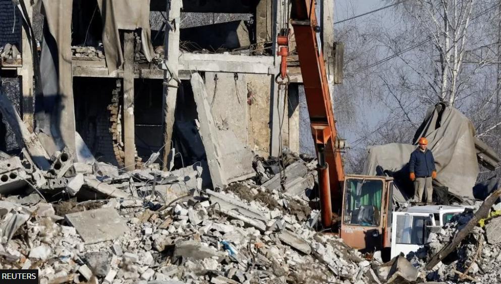 Russia blames missile attack on troops' phone use Russia blames missile attack on troops' phone use