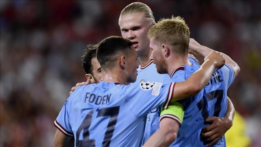 Man City continue to pursue Premier League leaders Arsenal by beating Aston Villa 3-1 Man City continue to pursue Premier League leaders Arsenal by beating Aston Villa 3-1