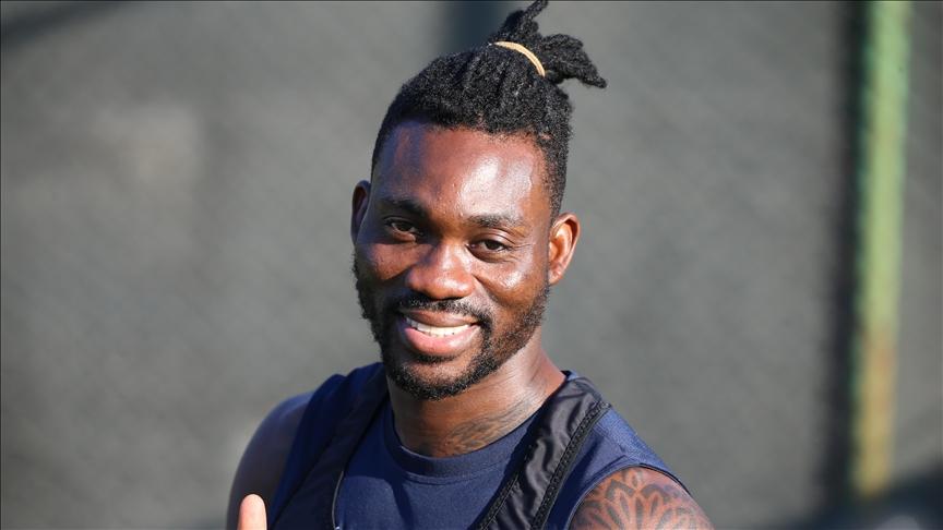 Ajax's Mohammed Kudus dedicates his free-kick goal to late Christian Atsu Ajax's Mohammed Kudus dedicates his free-kick goal to late Christian Atsu