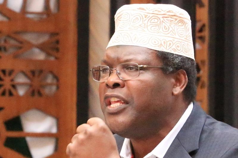 Summon Raila too over Matiang'i's alleged raid - Miguna Summon Raila too over Matiang'i's alleged raid - Miguna
