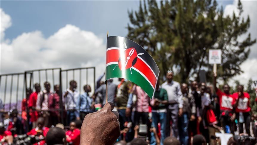 Kenya's cash crunch delays salaries