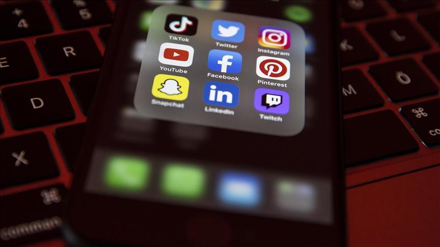US regulator proposes to prohibit Facebook from monetizing youth data US regulator proposes to prohibit Facebook from monetizing youth data