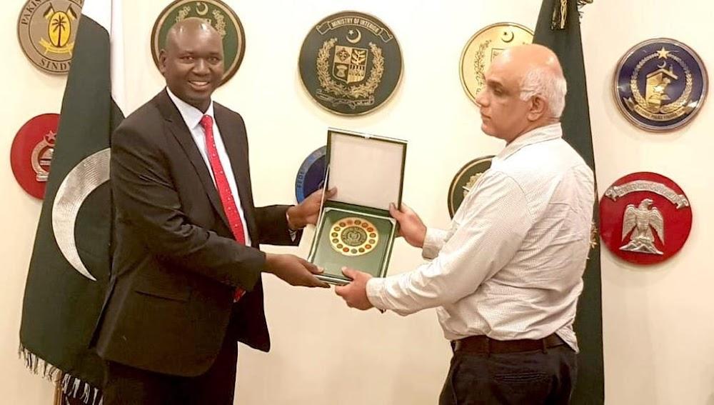 Kenya eyes Islamabad for lessons on Smart IDs Kenya eyes Islamabad for lessons on Smart IDs