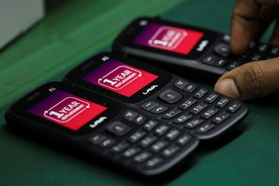 India's Lava looks to corner a third of feature phone market India's Lava looks to corner a third of feature phone market