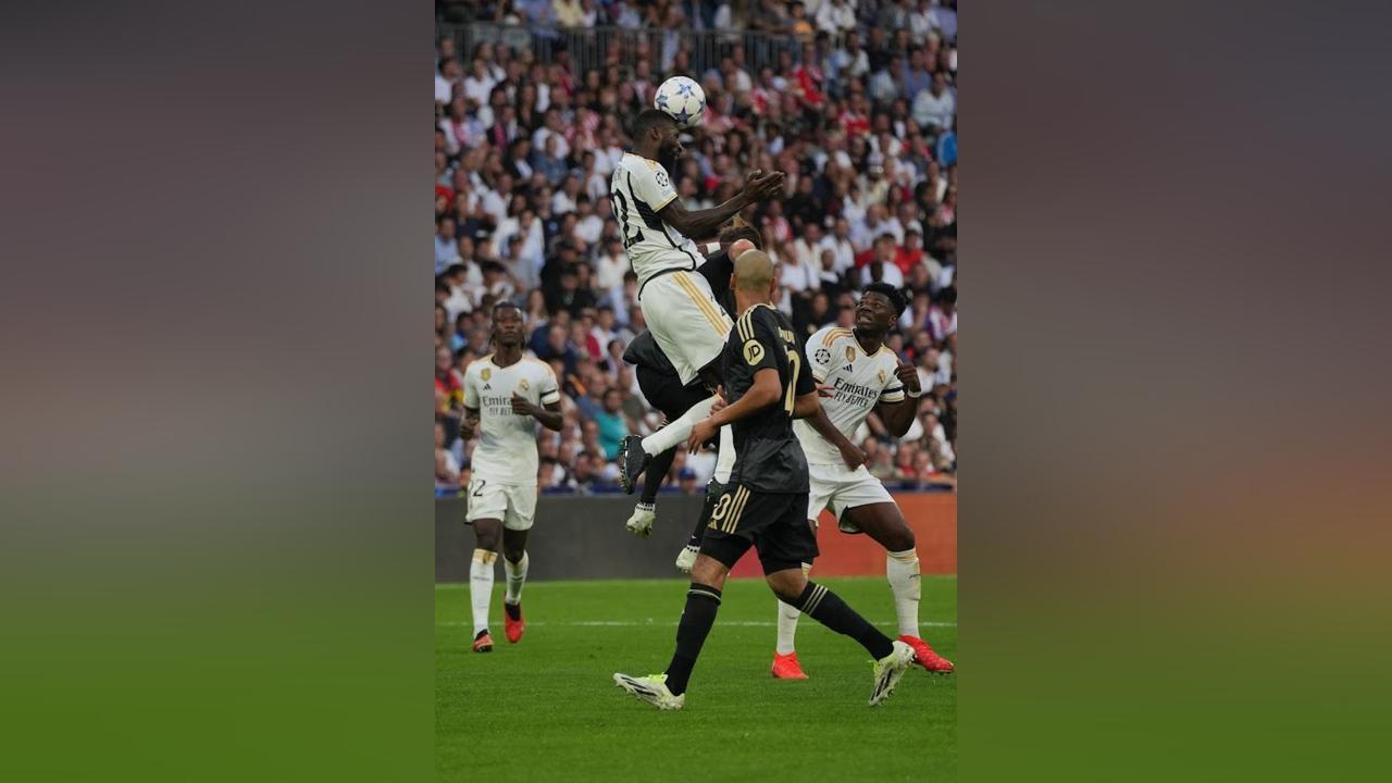 Defensive problems for Spanish sides in Champions League action Defensive problems for Spanish sides in Champions League action
