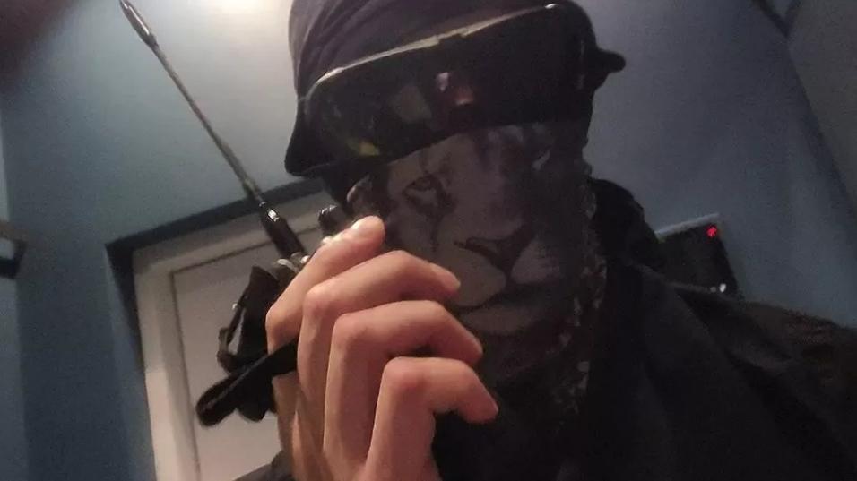 Hacking gangs vow to de-escalate Ukraine cyber-war Hacking gangs vow to de-escalate Ukraine cyber-war