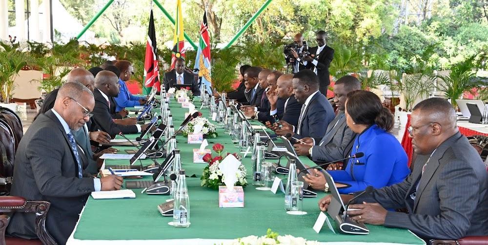 Ruto forms team to address Uhuru's retirement perks issues kenya