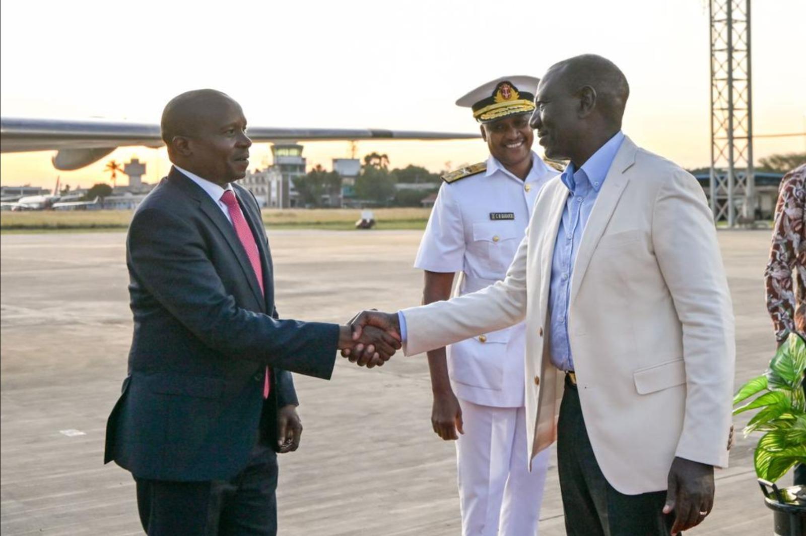 Ruto flies out to Tanzania for DRC peace talks - kenya