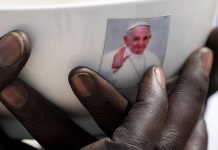 Africa mourns Pope Francis, a voice for peace and justice Africa mourns Pope Francis, a voice for peace and justice