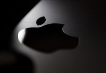 Apple’s chief operating officer to retire later this year Apple's chief operating officer to retire later this year