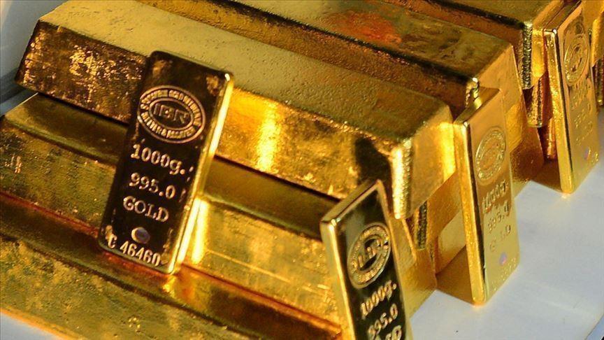 Gold prices continue to rise unabated, hit new records Gold prices continue to rise unabated, hit new records