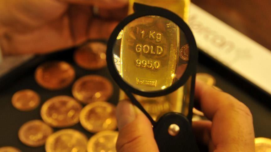 Gold Drops 5.3% from Record Amid Easing Trade Worries Gold Drops 5.3% from Record Amid Easing Trade Worries