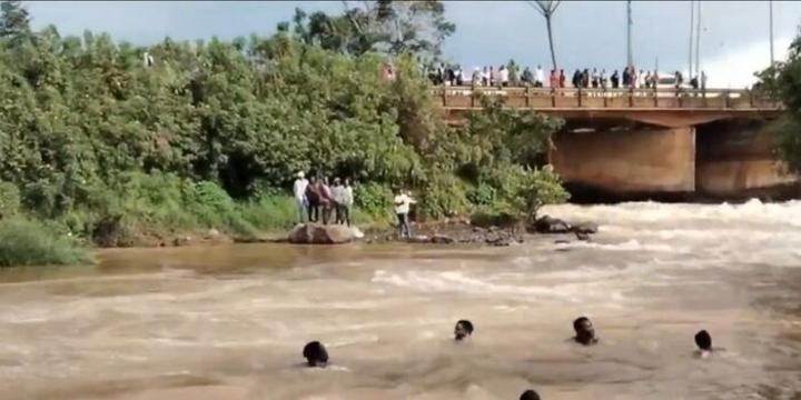 Protests Erupt in Kericho Over Drowned Toddler Rescue Protests Erupt in Kericho Over Drowned Toddler Rescue