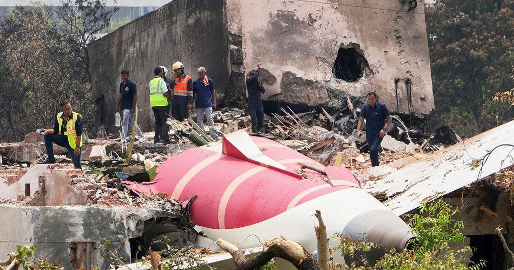 Kenya plane crashes near Kwale; 11 tourists feared dead Kenya plane crashes near Kwale; 11 tourists feared dead