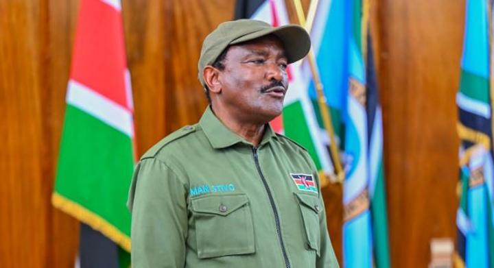 Kalonzo Explains Jungle Green Outfit for Raila Visit Kalonzo Explains Jungle Green Outfit for Raila Visit
