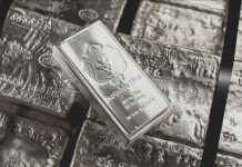 Silver Prices Plunge After Record Highs as Investors Sell Silver Prices Plunge After Record Highs as Investors Sell