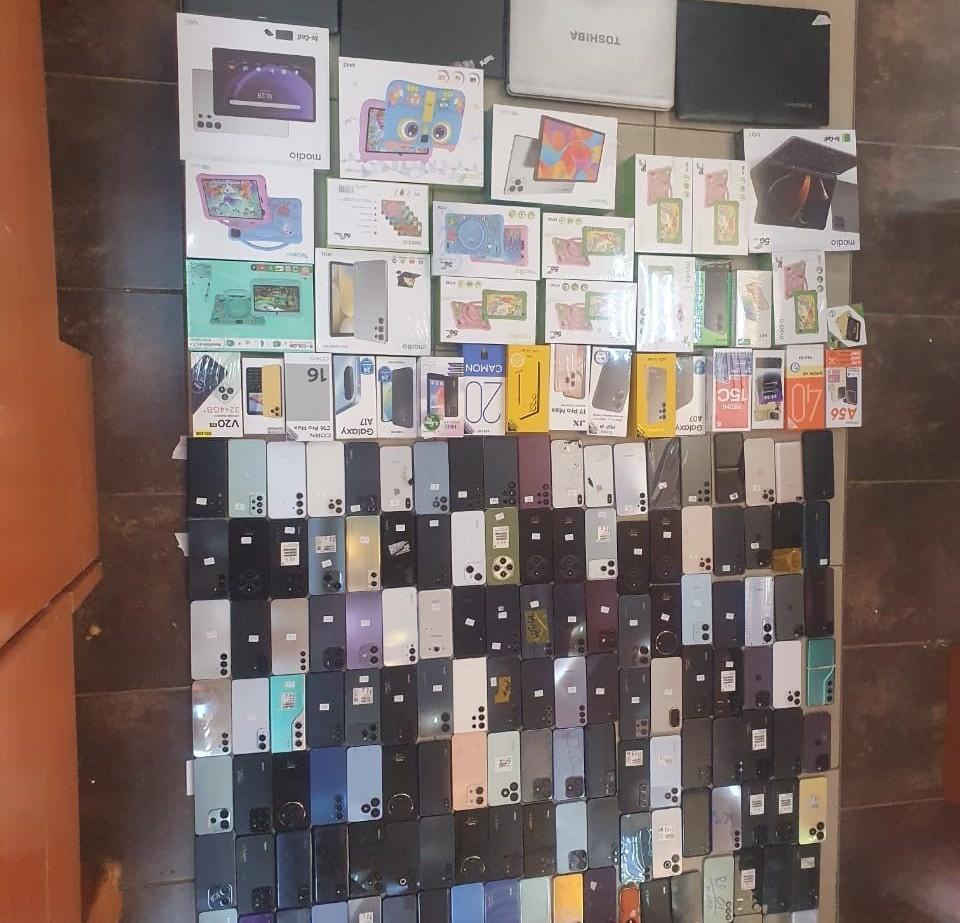 Seven suspects arrested in Nairobi as DCI recovers 150 stolen phones Seven suspects arrested in Nairobi as DCI recovers 150 stolen phones