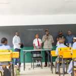 Ruto Teaches Grade 5 Pupils During Kangemi Inspection Ruto Teaches Grade 5 Pupils During Kangemi Inspection