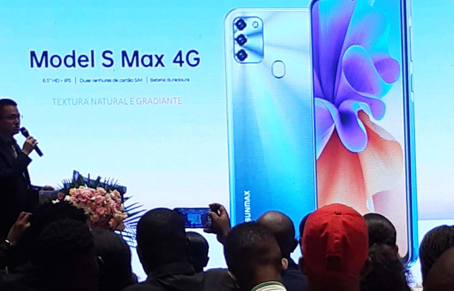 SUNMAX launches new phone models in Angola SUNMAX launches new phone models in Angola