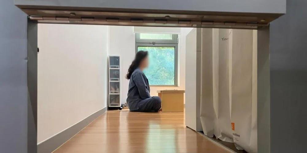 Why parents are locking themselves in cells at Korean 'happiness factory' Why parents are locking themselves in cells at Korean 'happiness factory'