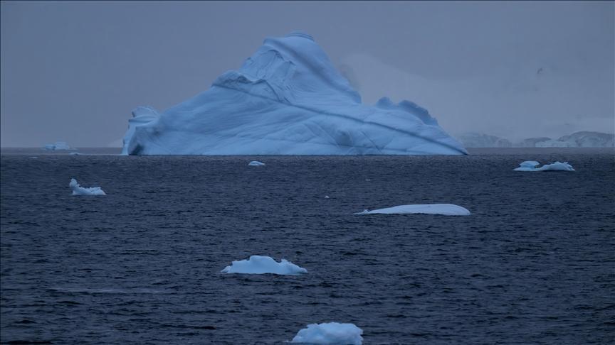 Scientists Using AI to Unlock Secrets of Antarctic Seafloor Scientists Using AI to Unlock Secrets of Antarctic Seafloor