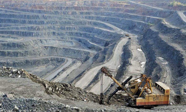 Africa's Mining Industry New Opportunities for Cooperation Africa's Mining Industry New Opportunities for Cooperation