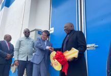 PM RECEIVES AGRICULTURAL STORAGE FROM CHINA PM RECEIVES AGRICULTURAL STORAGE FROM CHINA