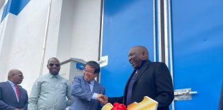 PM RECEIVES AGRICULTURAL STORAGE FROM CHINA PM RECEIVES AGRICULTURAL STORAGE FROM CHINA