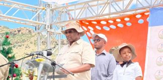 PM LIGHTS UP ROTHE PM LIGHTS UP ROTHE