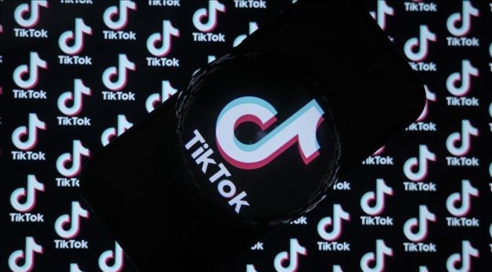 China Hopes Firms Find Lawful Balanced Solutions China Hopes Firms Find Lawful Balanced Solutions