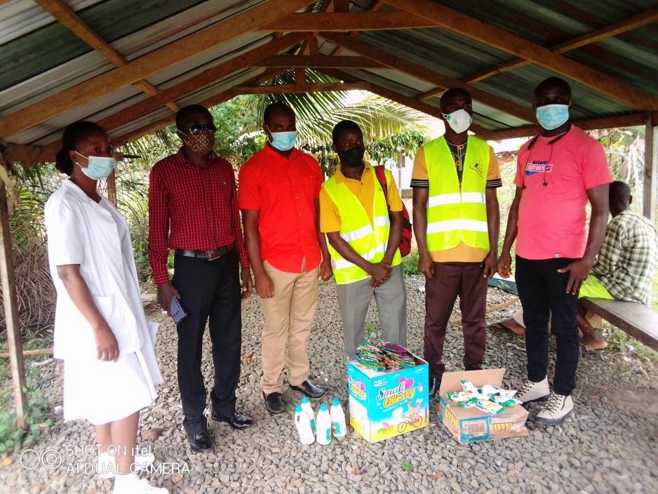 Lisee Donates Items to Pleebo Health Center