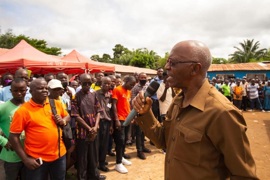 Ministry of Education Re-Trains Over 1,000 Government Teachers With Bridge Liberia Using Technology & Classroom Techniques Ahead of The Opening of Schools Ministry of Education Re-Trains Over 1,000 Government Teachers With Bridge Liberia Using Technology & Classroom Techniques Ahead of The Opening of Schools