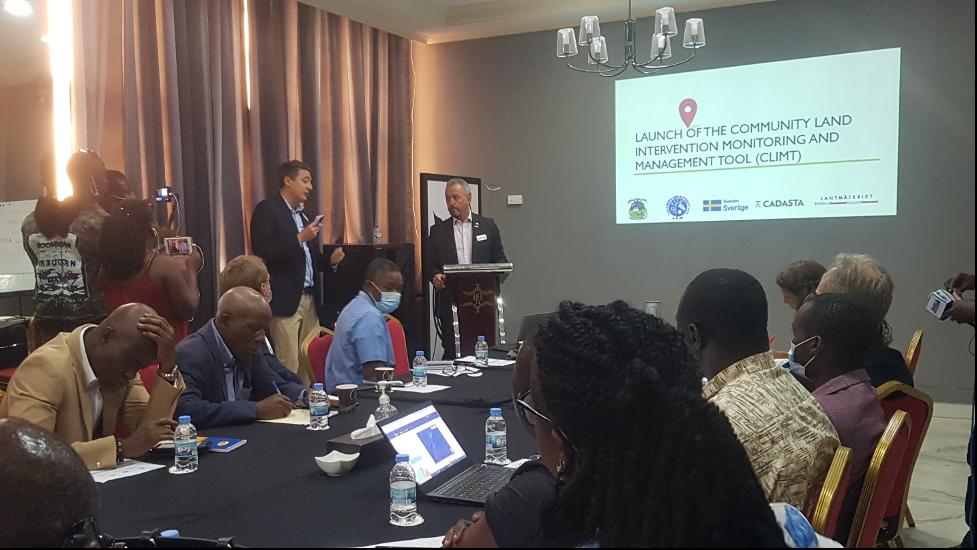 CADASTA Foundation, Partners Launch Community Land Intervention Monitoring and Management Tools for Liberia Land Authority CADASTA Foundation, Partners Launch Community Land Intervention Monitoring and Management Tools for Liberia Land Authority