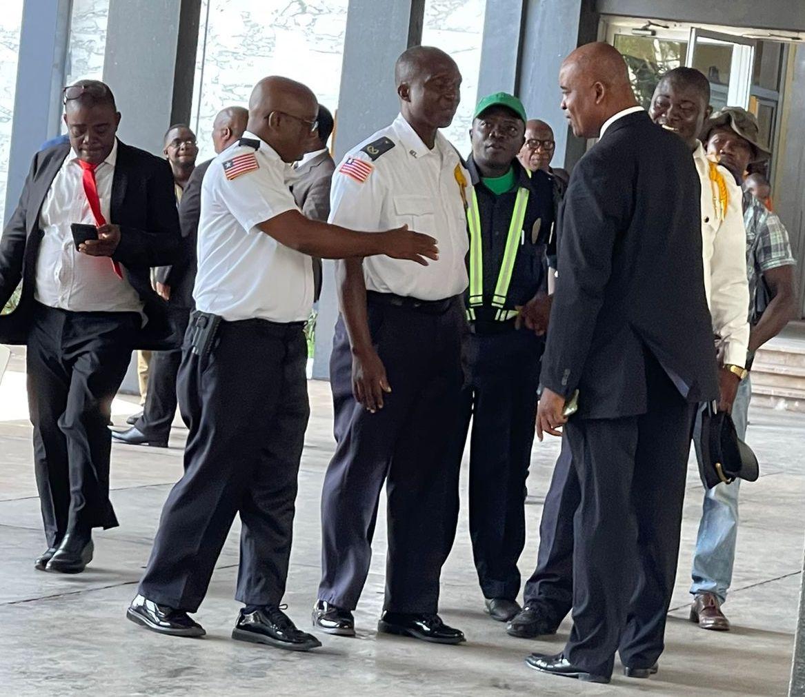 Liberia: Court Holds Transport Minister in Contempt; Orders All Illegally Impounded Vehicles Released Liberia: Court Holds Transport Minister in Contempt; Orders All Illegally Impounded Vehicles Released