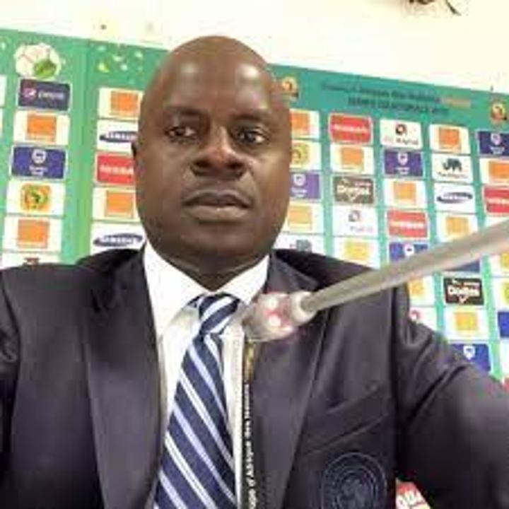 Minister Quamie motivates Lone Star players Minister Quamie motivates Lone Star players