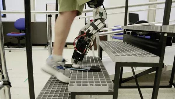 US Researchers Develop ‘Bionic’ Leg Controlled with Thoughts US Researchers Develop ‘Bionic’ Leg Controlled with Thoughts