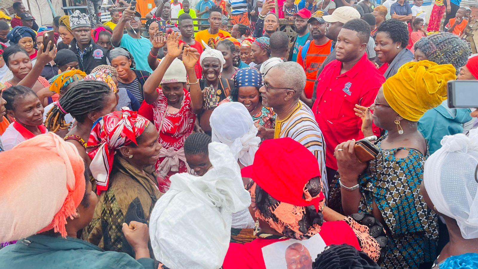 Hundreds join Cummings Support Team Hundreds join Cummings Support Team