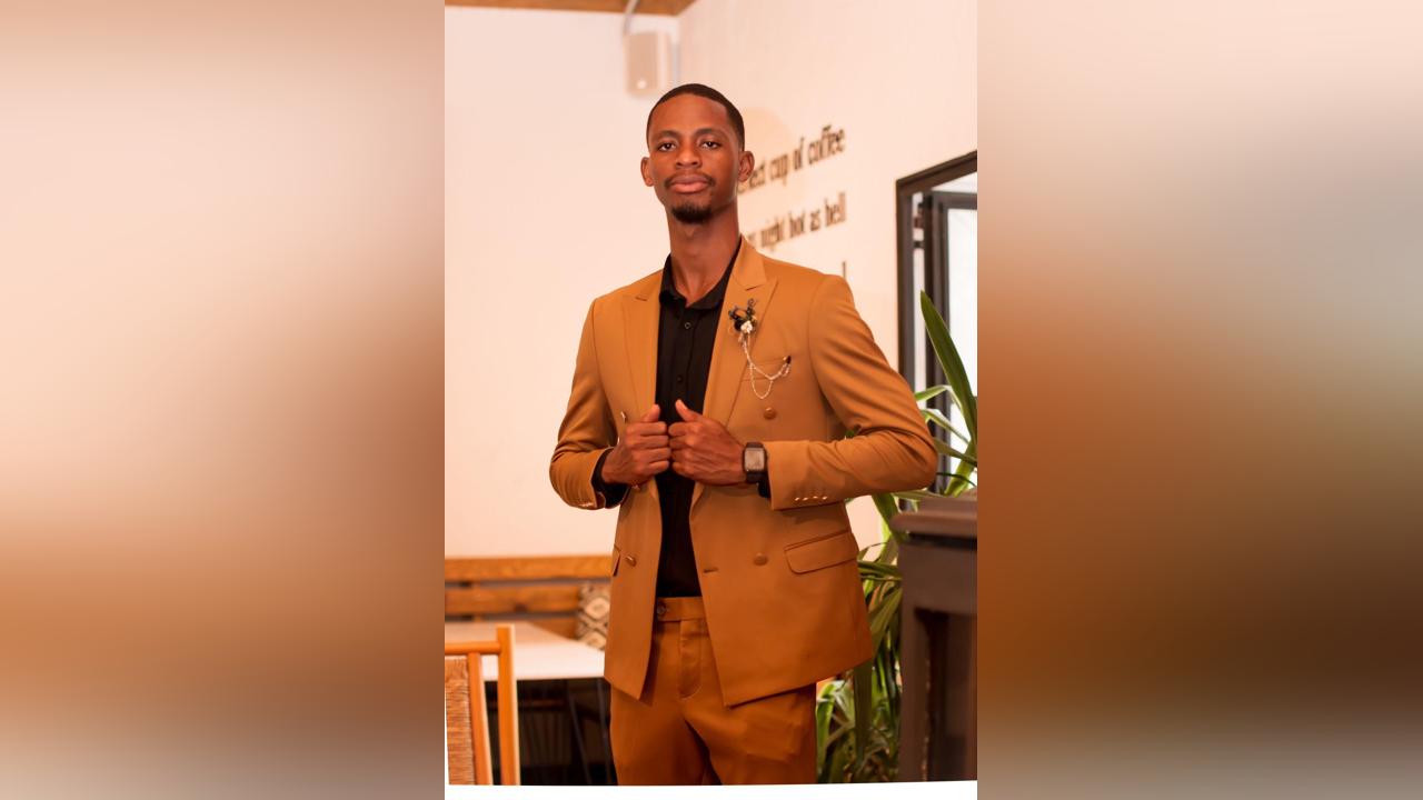 A Call to Duty as Sheikh Mohammed, Founder of Famous Liberia Blog DiamondOnline Sends Alarming Messages to Liberian Musicians A Call to Duty as Sheikh Mohammed, Founder of Famous Liberia Blog DiamondOnline Sends Alarming Messages to Liberian Musicians