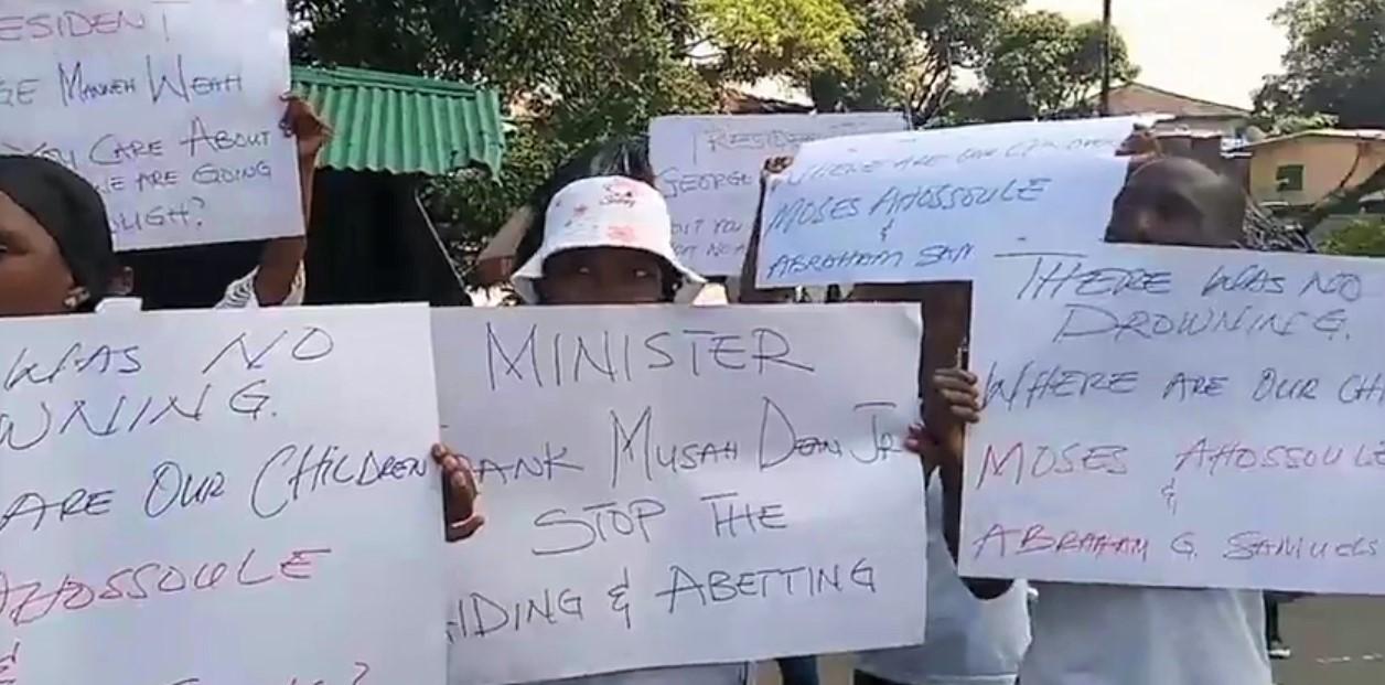 Liberia: Family Members Of Three Missing Boys Hired By St. Moses Call On the US Embassy’s Intervention for Justice Liberia: Family Members Of Three Missing Boys Hired By St. Moses Call On the US Embassy’s Intervention for Justice