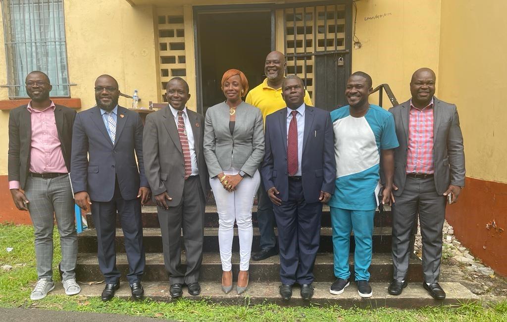 Liberia: Ministry of Labor Donates 500 Copies of the “Decent Work Act” Pocketbooks to the Louis Arthur Grimes School of Law Liberia: Ministry of Labor Donates 500 Copies of the “Decent Work Act” Pocketbooks to the Louis Arthur Grimes School of Law