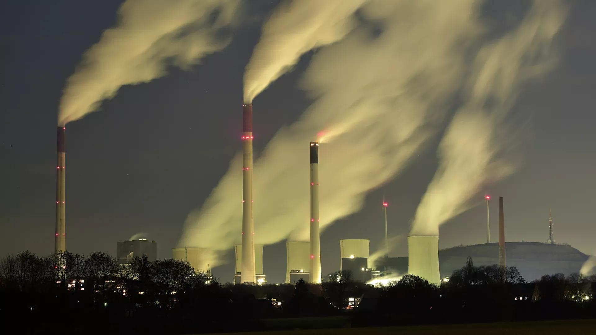 Billionaires Emit Million Times More Greenhouse Gas Than Average People, NGO Says
