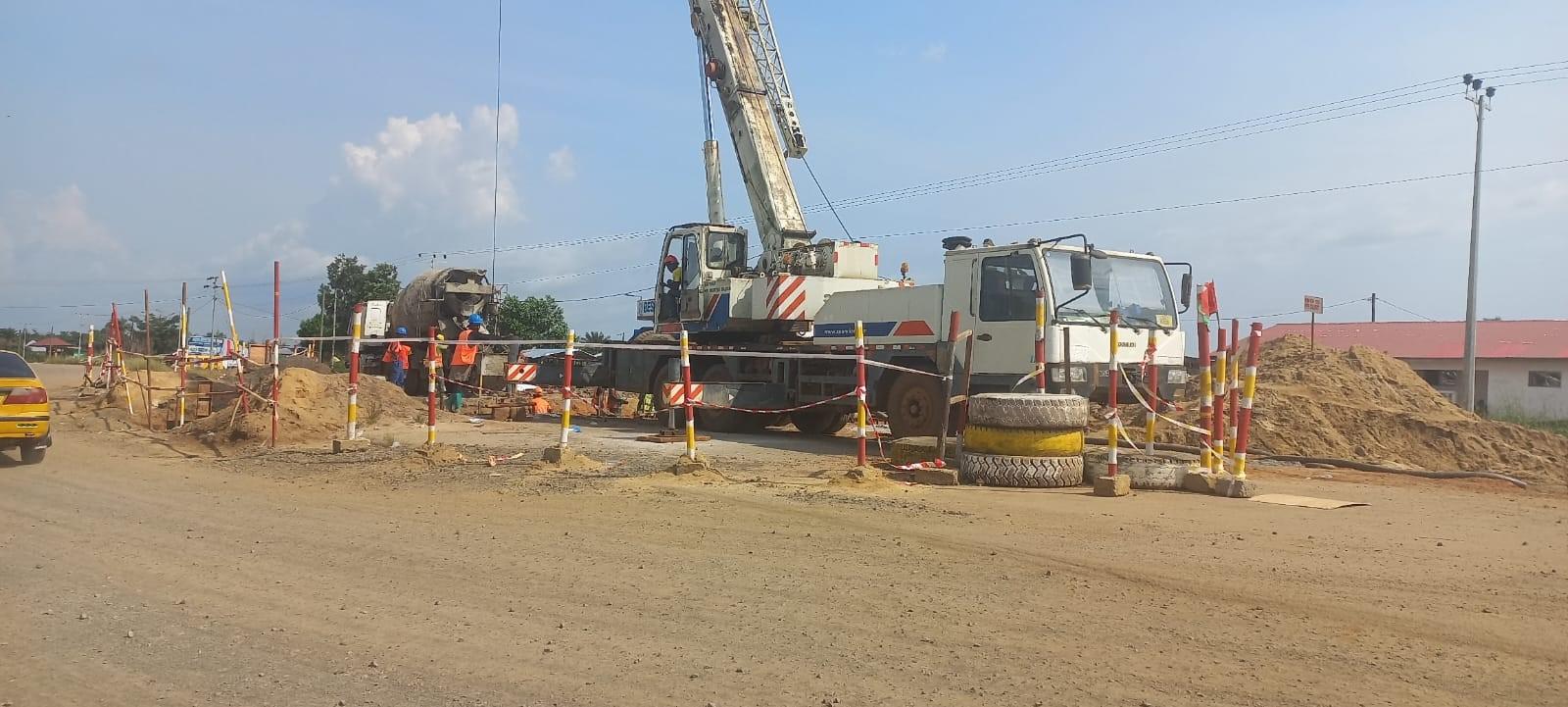 Public Works Minister Admits East International Incapable of Fixing Busy Robertsfield Highway Public Works Minister Admits East International Incapable of Fixing Busy Robertsfield Highway