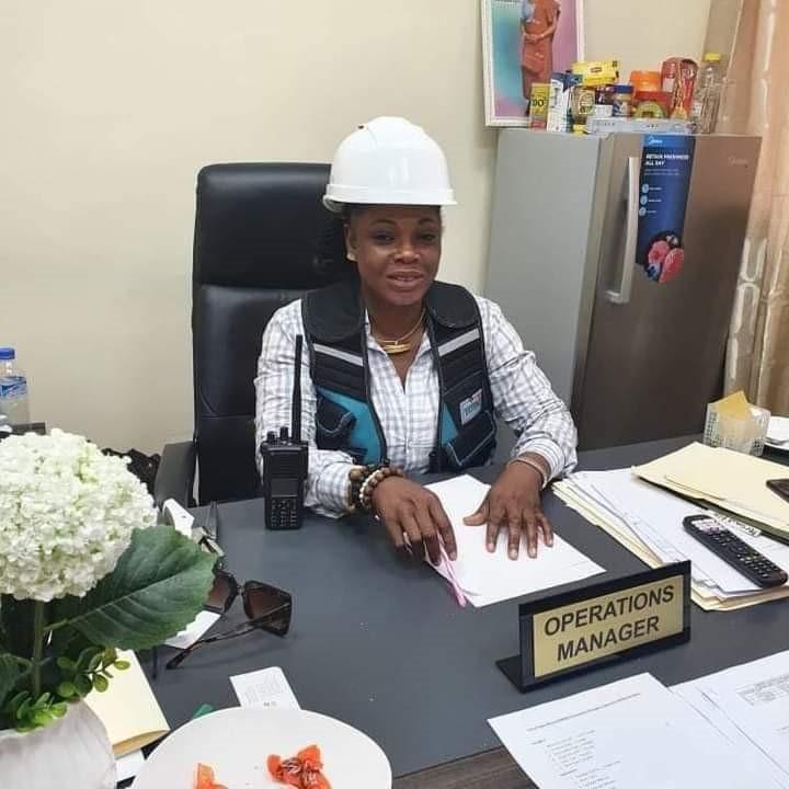 Liberia: LPRC Deputy Managing Director Makes Employee Kneel Down for over an Hour as Punishment Liberia: LPRC Deputy Managing Director Makes Employee Kneel Down for over an Hour as Punishment