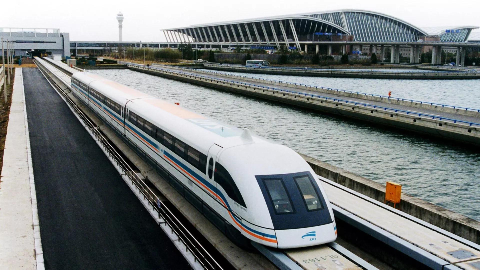 China Successfully Tests Ultra-High-Speed Maglev Trains That 'Fly on the Ground' China Successfully Tests Ultra-High-Speed Maglev Trains That 'Fly on the Ground'
